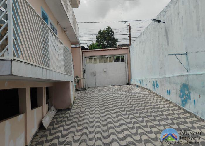 445b9d5d-b4fb-4f94-a8f2-49a2dad1e1f4.jpg